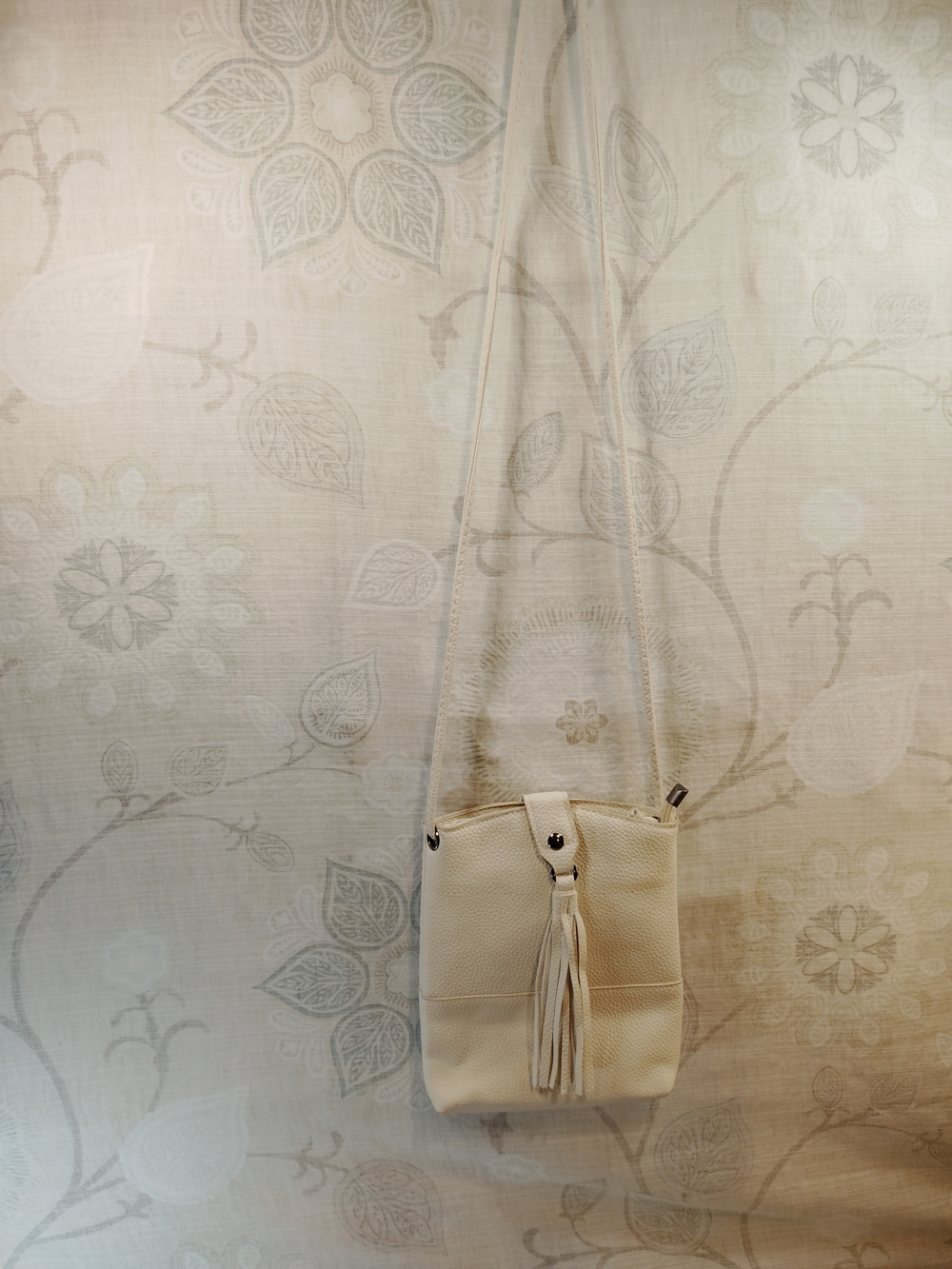Women’s Cream Crossbody Bag with Tassel